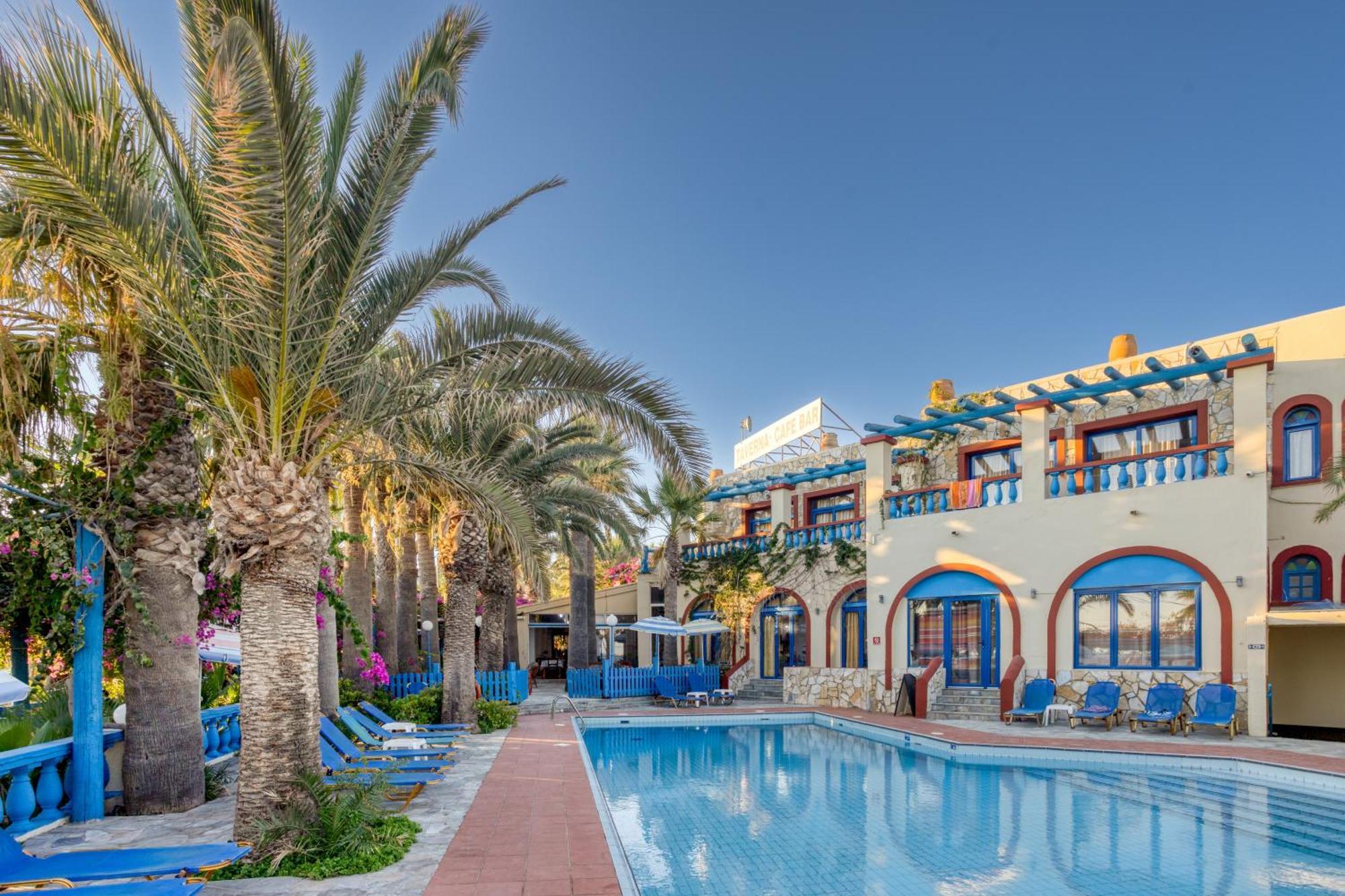 Palm Bay By Estia Hotel Sissi Екстериор снимка